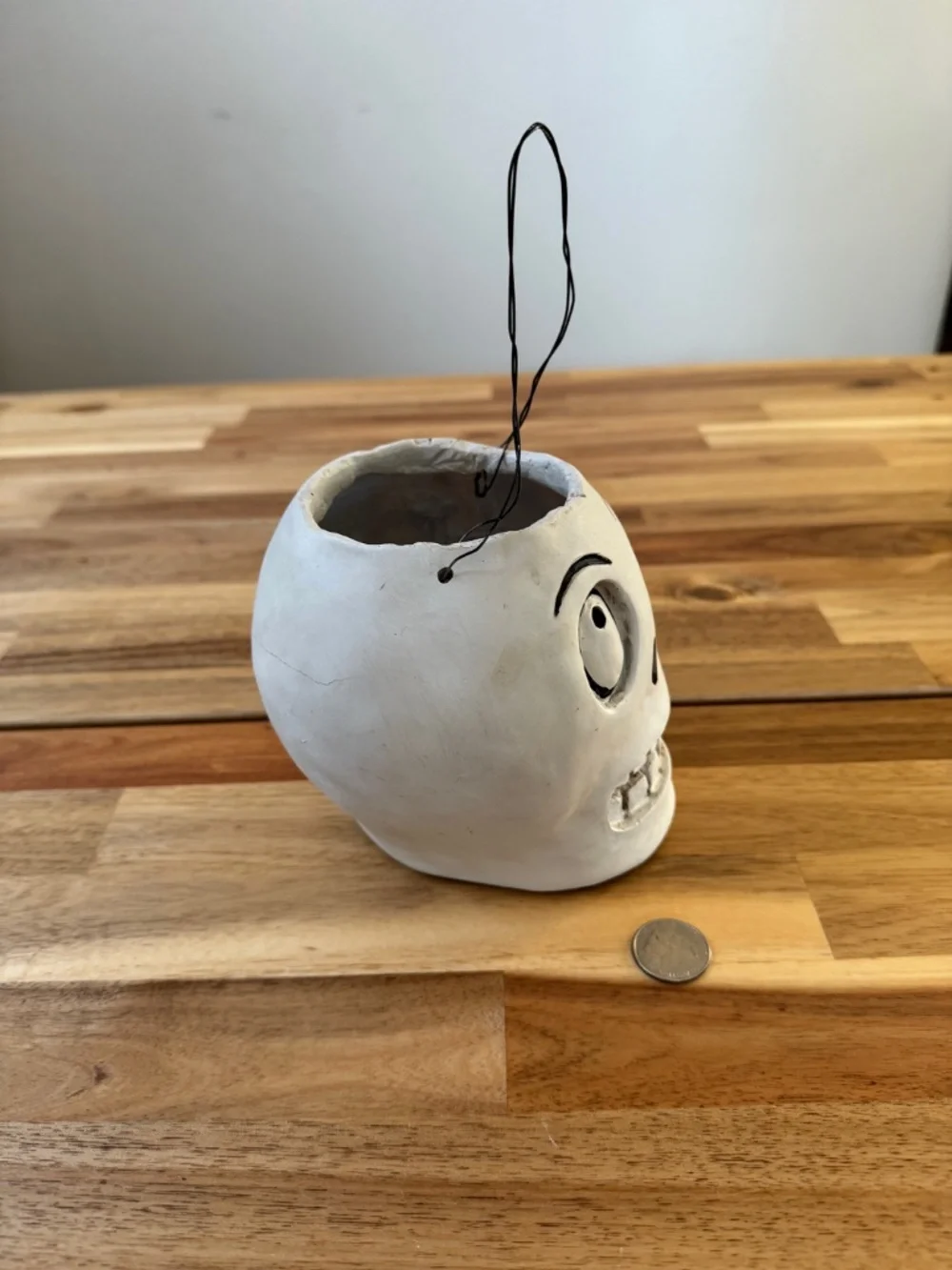 Vintage-style skull bucket/candy pail, resin with wire handle